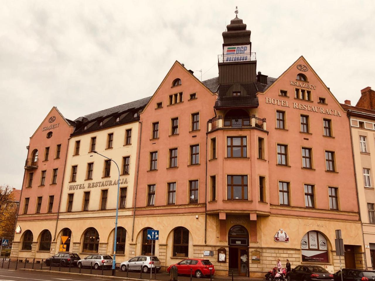 Hôtel Staromiejski Piwowar à Legnica Extérieur photo